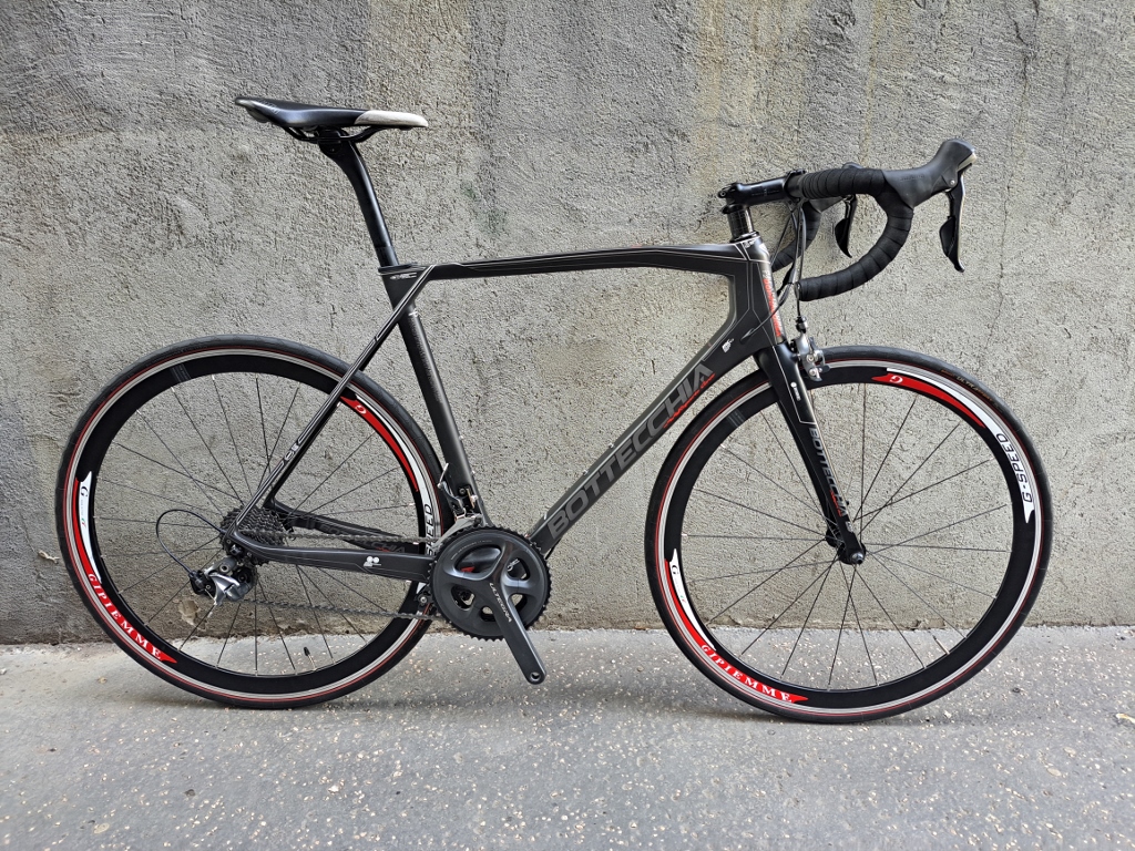 Bottecchia DOPPIA CORSA T2 carbon országúti kerékpár használt 54-56cm