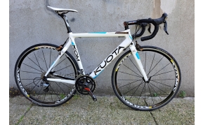 KUOTA KOM Pro Tour EDITION carbon országúti kerékpár használt 55-55cm