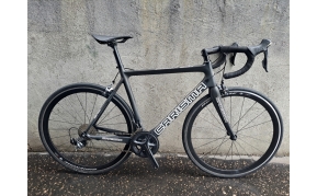 Carisma carbon országúti kerékpár használt 55-54cm