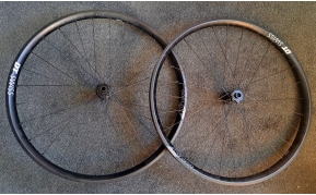 DT SWISS HU1900 HYBRID 650B e-mtb disc kerékszett használt