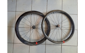 Fulcrum WIND peremes carbon disc országúti kerékszett használt