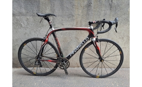 Pinarello Dogma 60.1 carbon országúti kerékpár használt 59,5-57,5cm