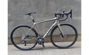 TREK ÉMONDA SL6 disc carbon országúti kerékpár használt 54cm