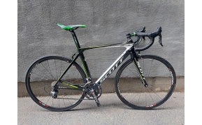 Scott Foil 40 carbon országúti kerékpár használt 53cm